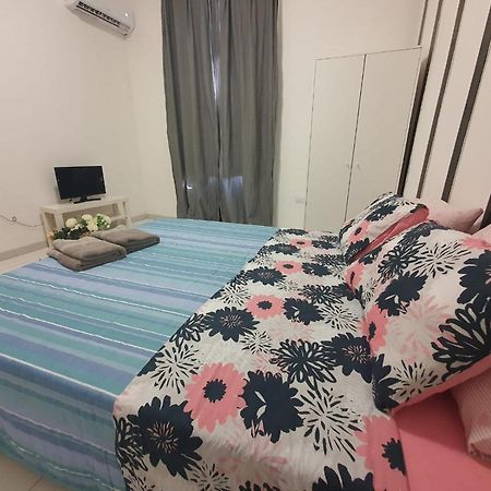فيلا Chafbius Downtown Deluxe كالياري المظهر الخارجي الصورة