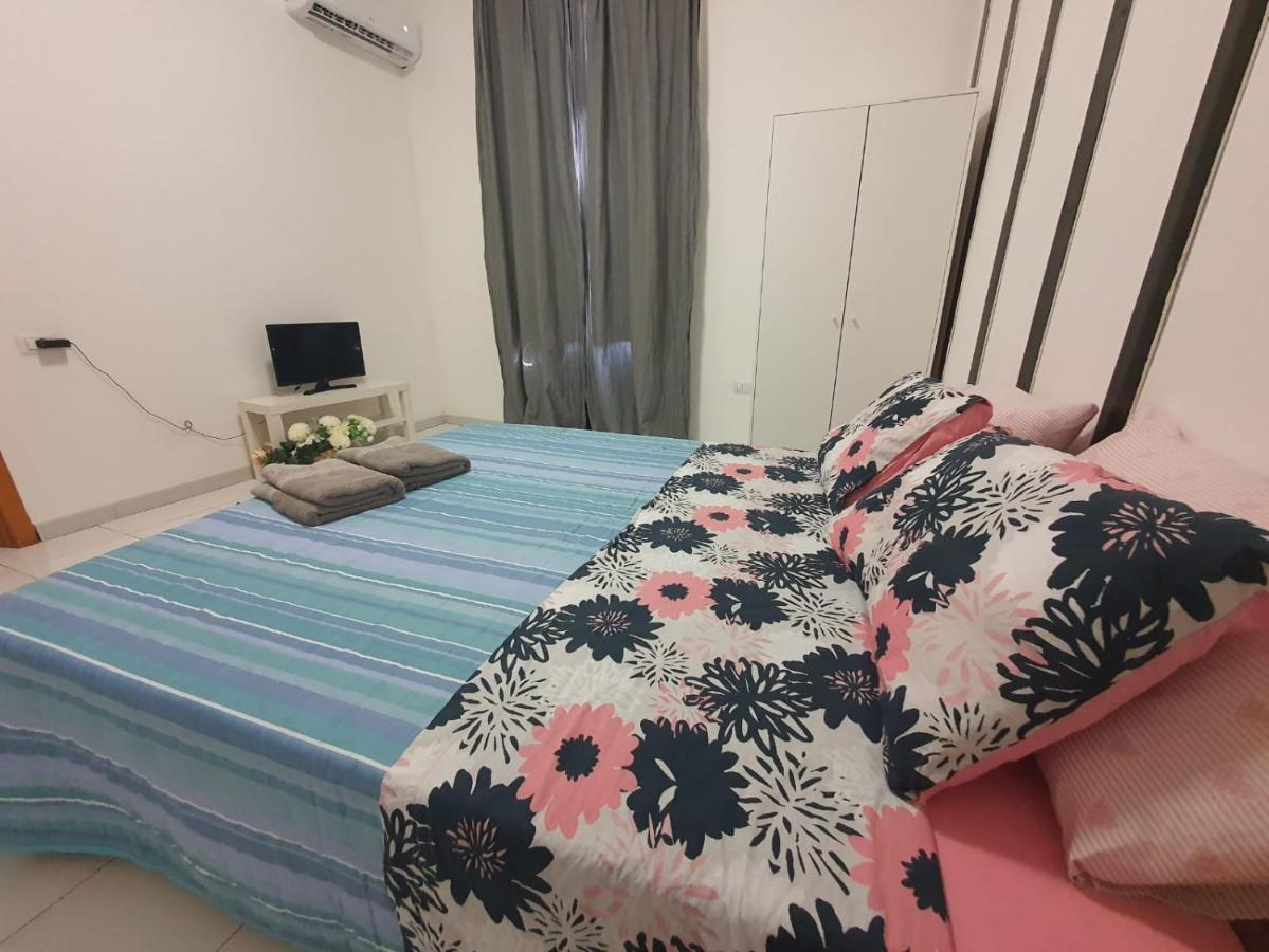 فيلا Chafbius Downtown Deluxe كالياري المظهر الخارجي الصورة